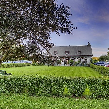 Auberge Baker Chateau Richer Eksteriør bilde