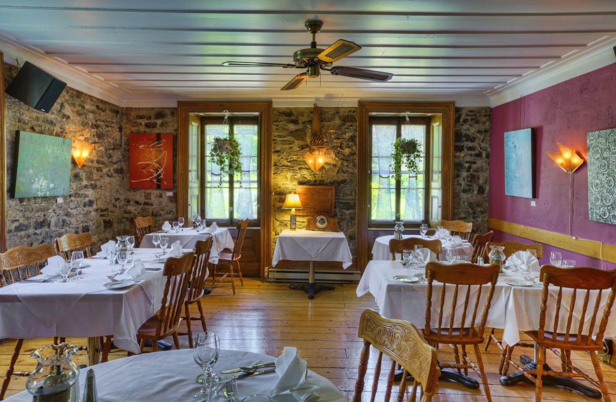 Auberge Baker Chateau Richer Eksteriør bilde