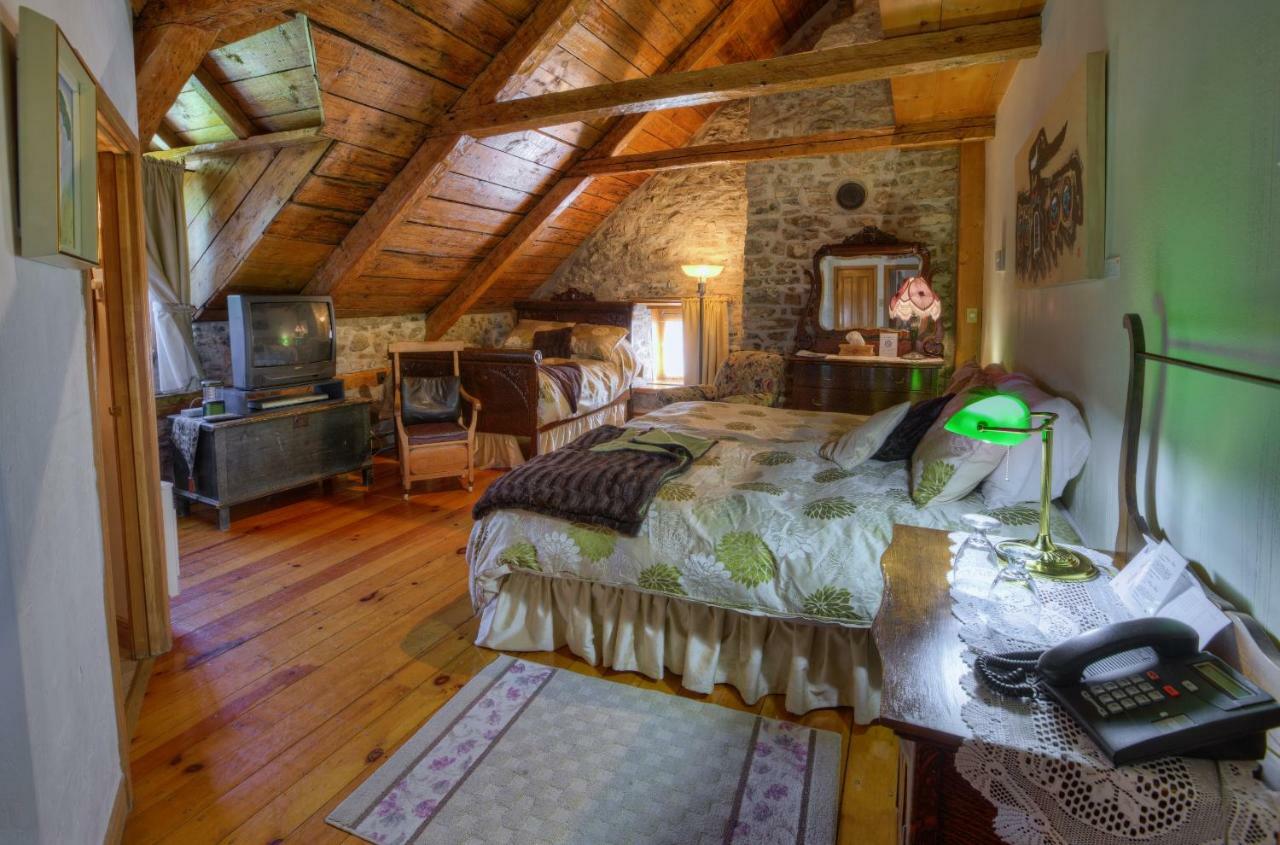 Auberge Baker Chateau Richer Eksteriør bilde